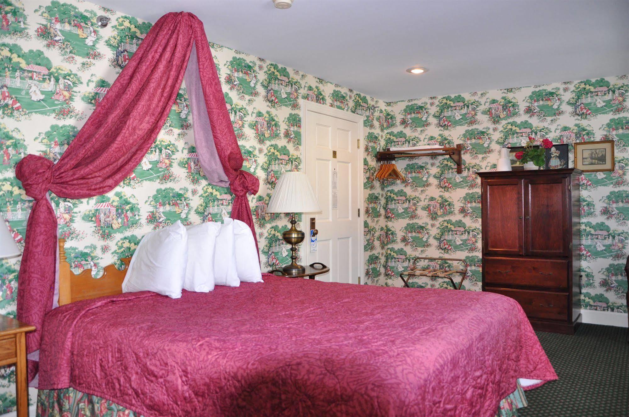 Murray 3* Mackinac Island